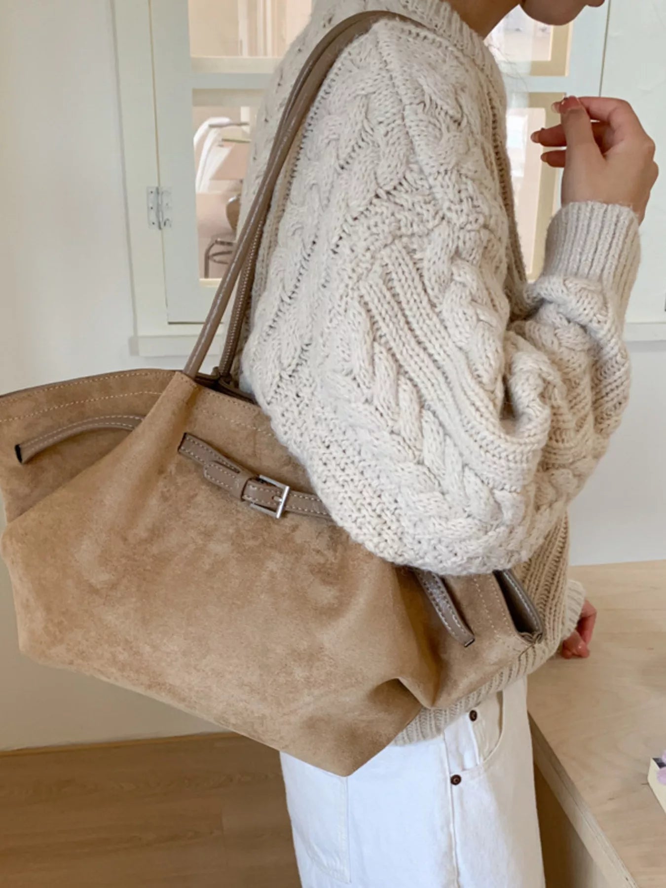 e0f9811958c54382ba59317e1ce5a5d1-Max-Origin