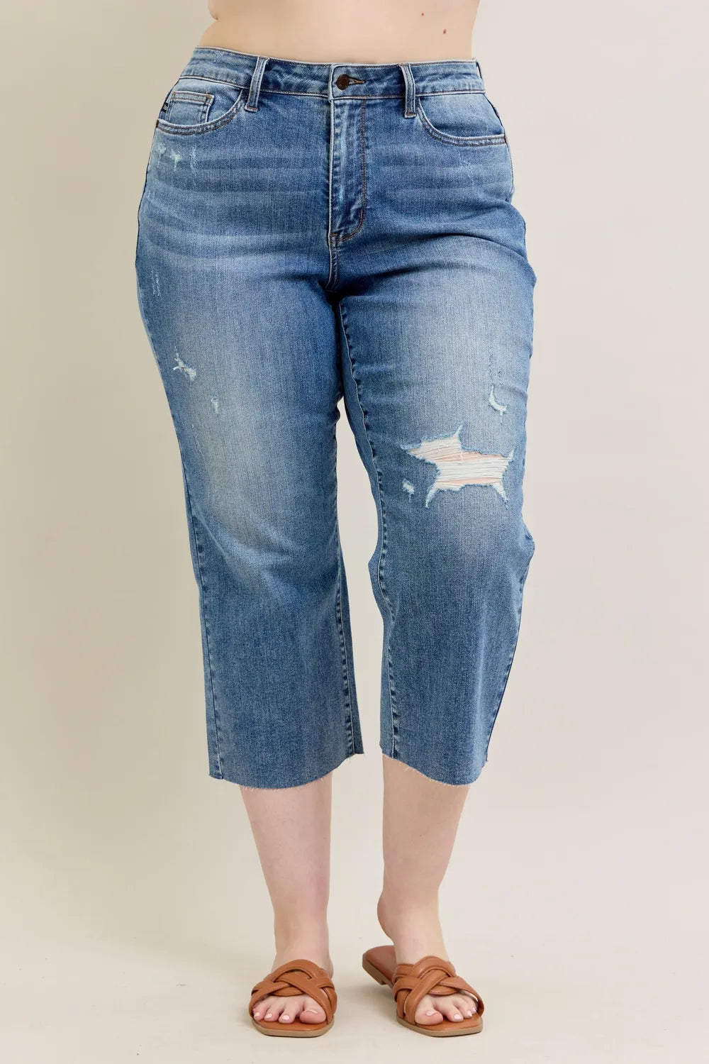 04db088f-cf1a-45ec-9be5-4a2d058d68b4-Max