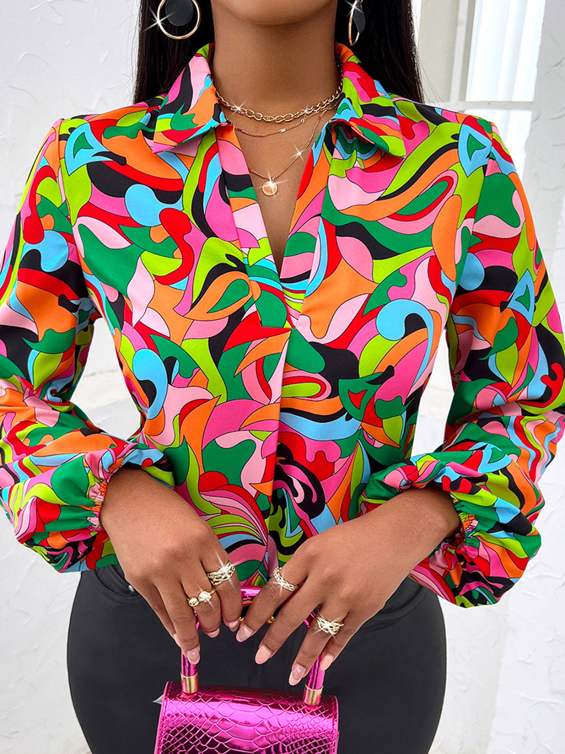 Printed V-Neck Long Sleeve Shirt